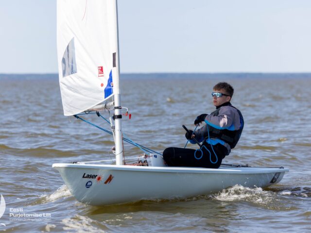 Jahtklubi Dago noorpurjetaja Rutger Kursson näitas Pärnus sisu ja sitkust